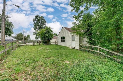 245 Harvest Ln, Cincinnati OH exterior