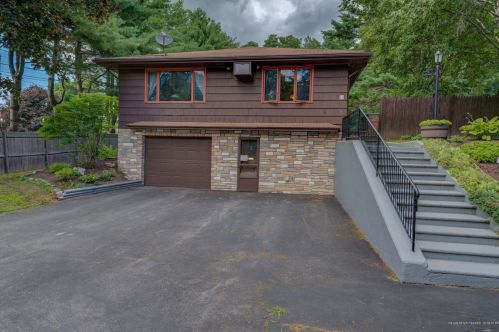 14 Janelle St, Lewiston, ME 04240-5632