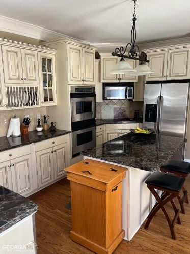 2009 Mccook Dr, Kennesaw, GA 30144-3164