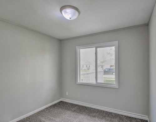 1601 180 Pl, Hammond IN 46324-3308 exterior