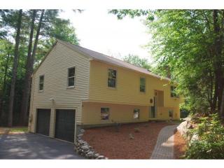 63 Sherborne Rd, Barrington, NH 03825-5118