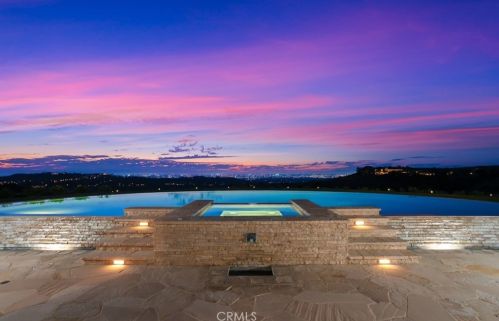 20 Black Falcon, Irvine CA  92603-0420 exterior