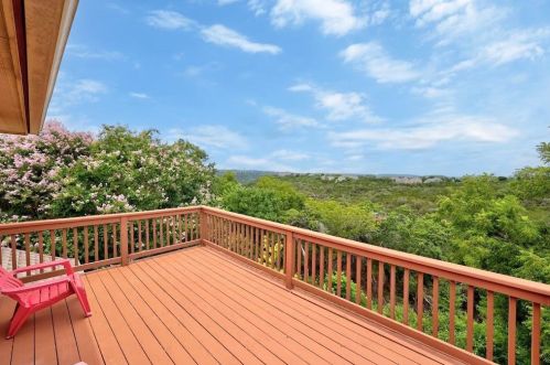 12804 Capella Trl, Austin TX  78732-1934 exterior