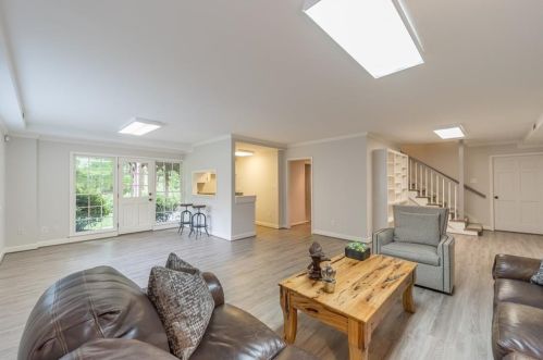 1565 Lazy River Ln, Atlanta GA  30350-3521 exterior