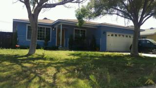 1710 Clinton St, Delano, CA 93215-1626