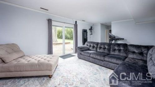 10 Boxwood Rd, Piscataway NJ 08854-5942 exterior