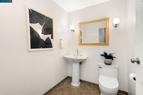 133 Chianti Pl, Concord CA  94523-2084 exterior