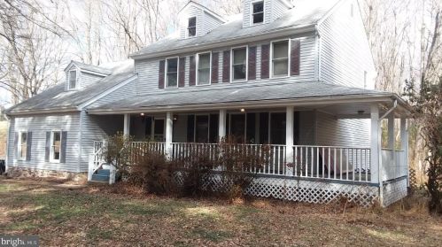 9118 Crest Hill Rd, Marshall, VA 20115-2942