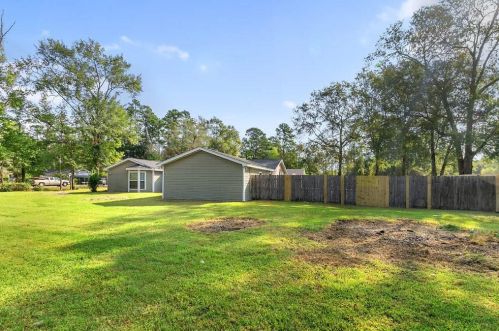 505 Oakland Dr, Lakeview, TX 77662