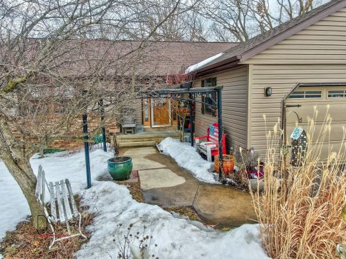 2708 1959th Rd, Ottawa, IL 61350-9258