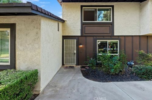 2858 Tropicana Dr, Riverside CA  92504-4206 exterior