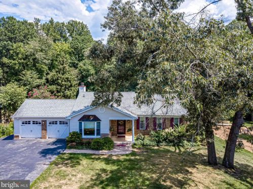 15013 Timberlake Dr, Silver Spring MD 20905-4360 exterior