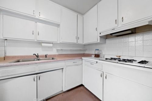 4706 Hedrick Ave, Riverside CA  92505-1403 exterior