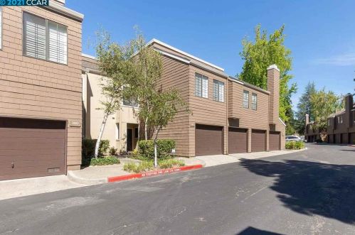 378 Overlook Dr, San Ramon, CA 94582-4547