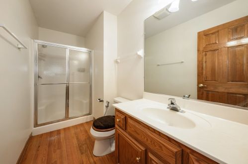 2772 Freeland Cir, Naperville IL  60564-5827 exterior