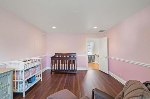 6 Nolan St, Norwalk CT  06850-2525 exterior