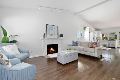 22471 Silver Spur, El Toro, CA 92630-4342