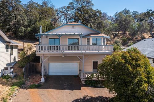 9611 Tunnel St, Newcastle, CA 95658-9588