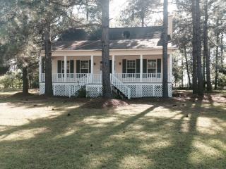 809 Taylor Ct, Statesboro, GA 30461-2795