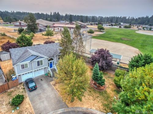 15323 Carter Ct, Yelm, WA 98597-8575