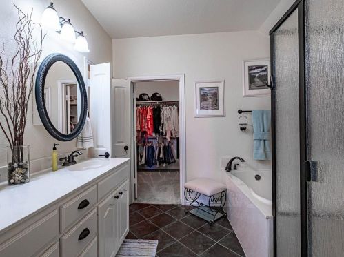 2605 Las Ventanas Trl, Fort Worth TX  76131-2808 exterior