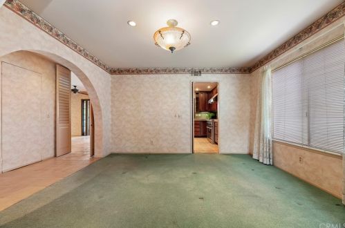 6535 Rycroft Dr, Riverside CA  92506-5314 exterior