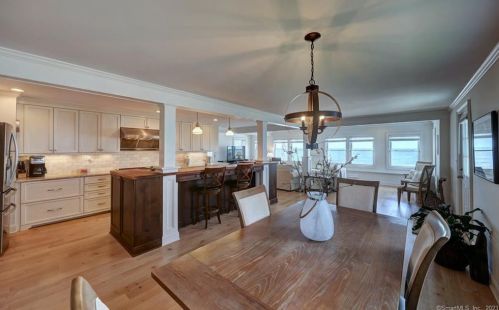 224 Broadway, Milford, CT 06460-5858