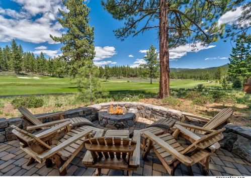 10221 Dick Barter, Truckee CA  96161-5172 exterior