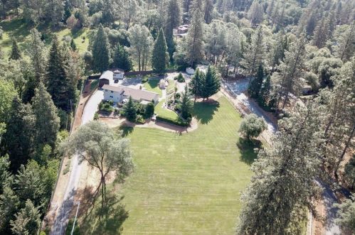 19460 Placer Hills Rd, Cape Horn, CA 95713-9625