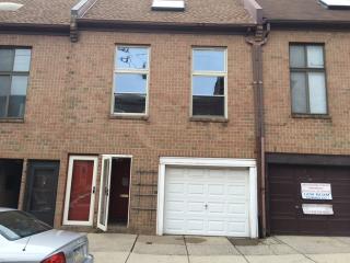 772 24th St, Philadelphia PA  19130-2542 exterior