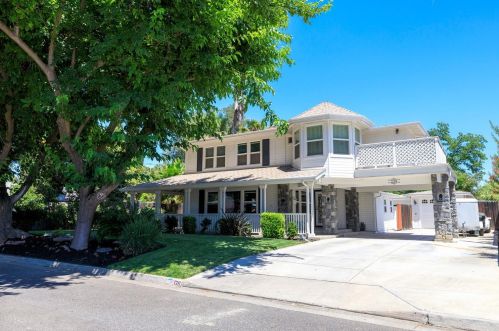 136 Las Flores Ave, Modesto, CA 95354-1436