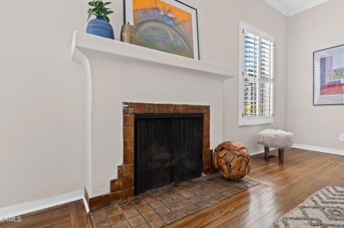 1631 Thompson Ave, Glendale CA  91201-1231 exterior