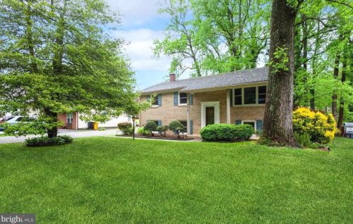 909 Old County Rd, Severna Park, MD 21146-4806