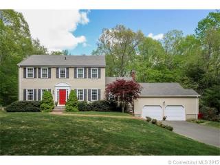 117 Northwood Dr, Guilford, CT 06437-1159