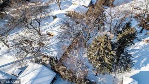 2437 Hillside Rd, Saint Paul MN  55110-5535 exterior