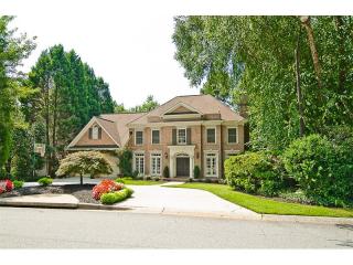 1579 Asheforde Dr, Marietta, GA 30068-1850