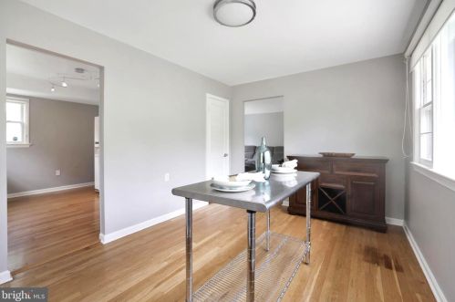 2805 Henderson Ave, Silver Spring MD 20902-2113 exterior