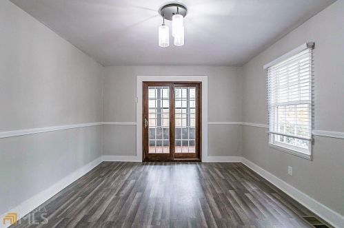 2279 Carver Cir, Atlanta GA  30314-2556 exterior