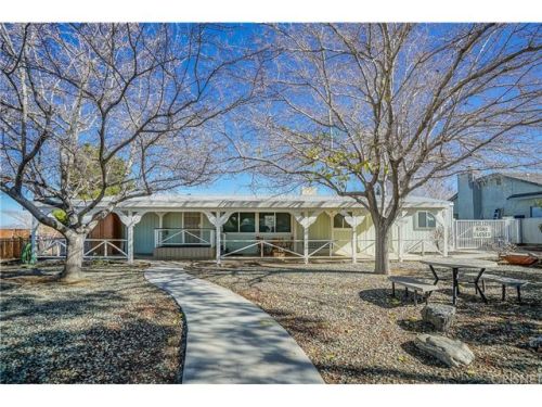33110 133rd St, Pearblossom, CA 93553-3223