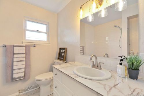 1816 Dilmont Ave, Greeley CO  80631-6207 exterior