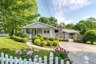 1315 Crestway Dr, Athens, TN 37303-4422