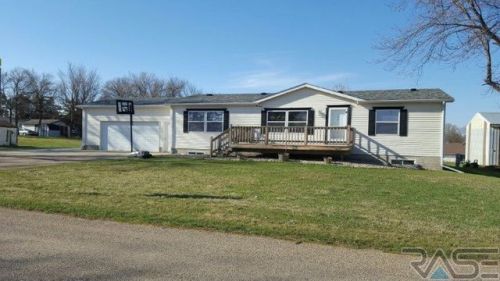 109 6th Ave, Wellington, SD 57035-2126