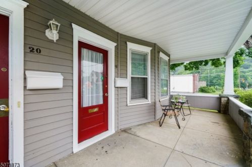 20 Princeton Ave, Dover NJ  07801-2512 exterior