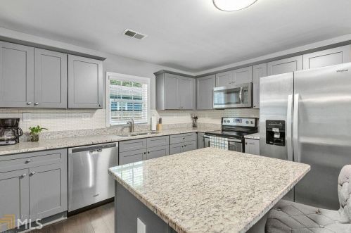 1058 Hubbard St, Atlanta GA  30310-3110 exterior