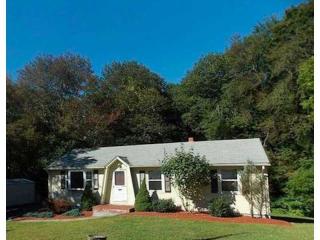 15 Linfield Ct, Smithfield, RI 02917-2375