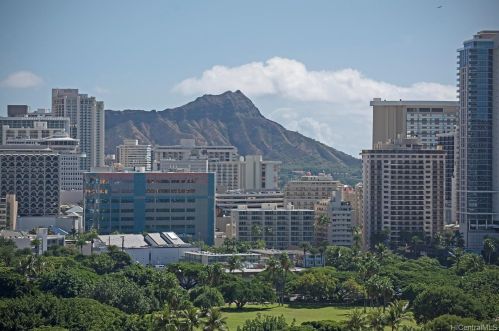 1860 Ala Moana Blvd, Honolulu HI  96815-1602 exterior