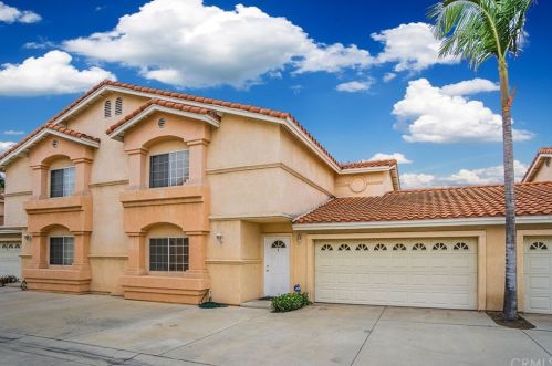 7602 Stewart And Gray Rd, Downey, CA 90241-4649
