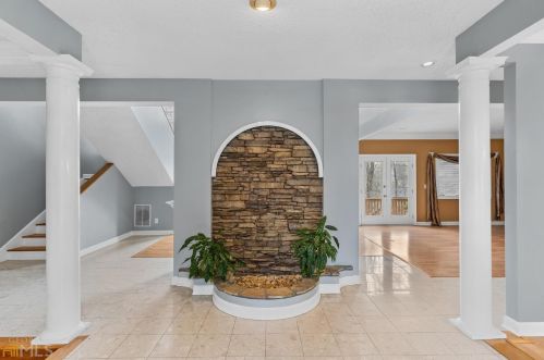 253 Montrose Dr, Mcdonough, GA 30253-4243