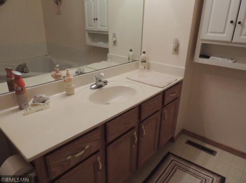 4205 Merrimac Ln, Minneapolis MN  55446-1344 exterior