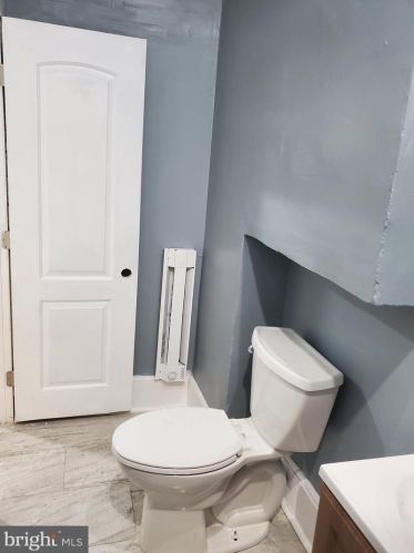 2423 10th St, Philadelphia PA  19133-1614 exterior